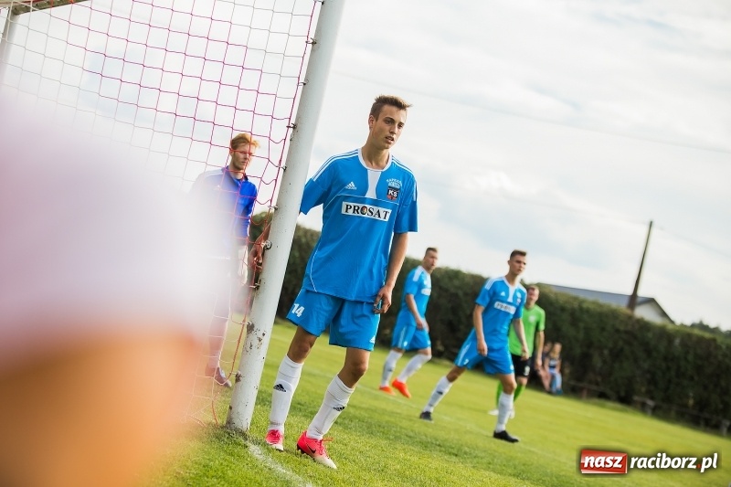 Zdjęcie w galerii na portalu naszraciborz.pl: Festynowe granie w Kornowacu. Naprzód Borucin minimalnie lepszy od gospodarzy wiadomości z regionu