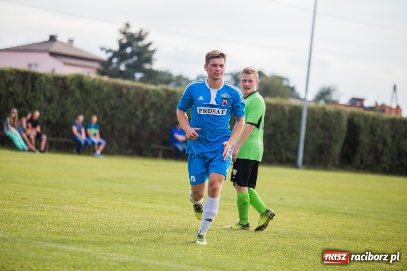 Zdjęcie w galerii na portalu naszraciborz.pl: Festynowe granie w Kornowacu. Naprzód Borucin minimalnie lepszy od gospodarzy wiadomości z regionu