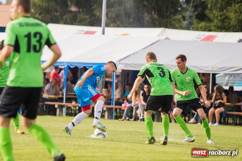 Zdjęcie w galerii na portalu naszraciborz.pl: Festynowe granie w Kornowacu. Naprzód Borucin minimalnie lepszy od gospodarzy wiadomości z regionu