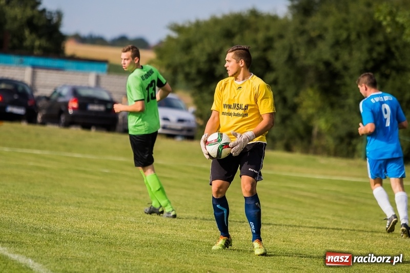 Zdjęcie w galerii na portalu naszraciborz.pl: Festynowe granie w Kornowacu. Naprzód Borucin minimalnie lepszy od gospodarzy wiadomości z regionu
