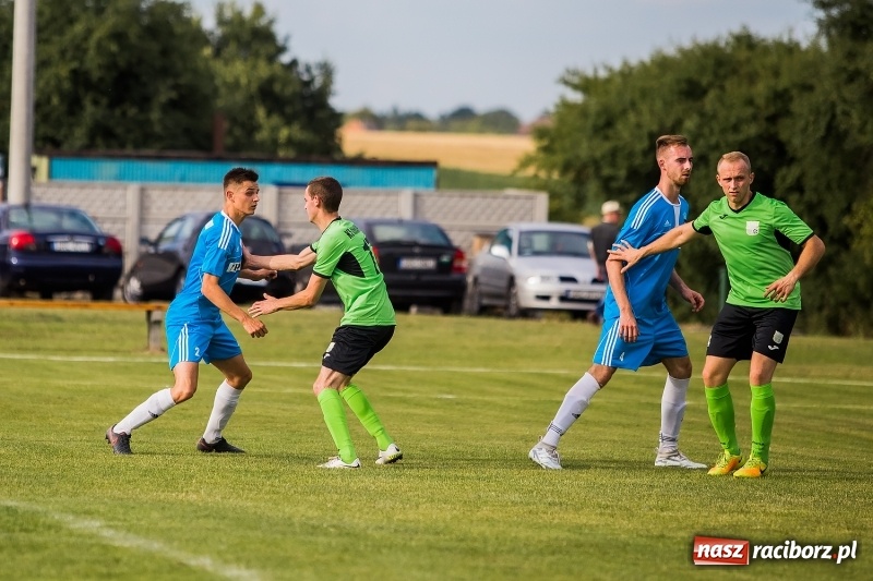 Zdjęcie w galerii na portalu naszraciborz.pl: Festynowe granie w Kornowacu. Naprzód Borucin minimalnie lepszy od gospodarzy wiadomości z regionu