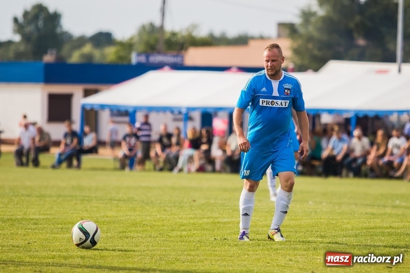 Zdjęcie w galerii na portalu naszraciborz.pl: Festynowe granie w Kornowacu. Naprzód Borucin minimalnie lepszy od gospodarzy wiadomości z regionu