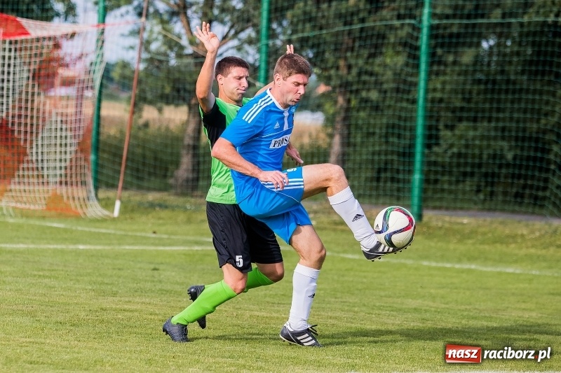 Zdjęcie w galerii na portalu naszraciborz.pl: Festynowe granie w Kornowacu. Naprzód Borucin minimalnie lepszy od gospodarzy wiadomości z regionu