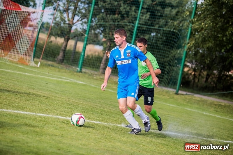 Zdjęcie w galerii na portalu naszraciborz.pl: Festynowe granie w Kornowacu. Naprzód Borucin minimalnie lepszy od gospodarzy wiadomości z regionu