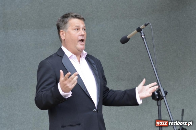 Zdjęcie w galerii na portalu naszraciborz.pl: W krainie operetki - kolejny koncert letni w parku Roth z ogromną frekwencją wiadomości z regionu