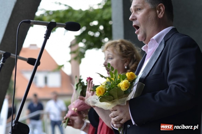 Zdjęcie w galerii na portalu naszraciborz.pl: W krainie operetki - kolejny koncert letni w parku Roth z ogromną frekwencją wiadomości z regionu