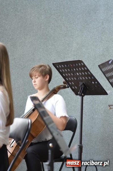Zdjęcie w galerii na portalu naszraciborz.pl: W krainie operetki - kolejny koncert letni w parku Roth z ogromną frekwencją wiadomości z regionu