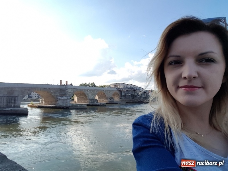 Zdjęcie w galerii na portalu naszraciborz.pl: Nauczycielka ze szkoły w Kobyli na szkoleniu w Ratyzbonie  wiadomości z regionu