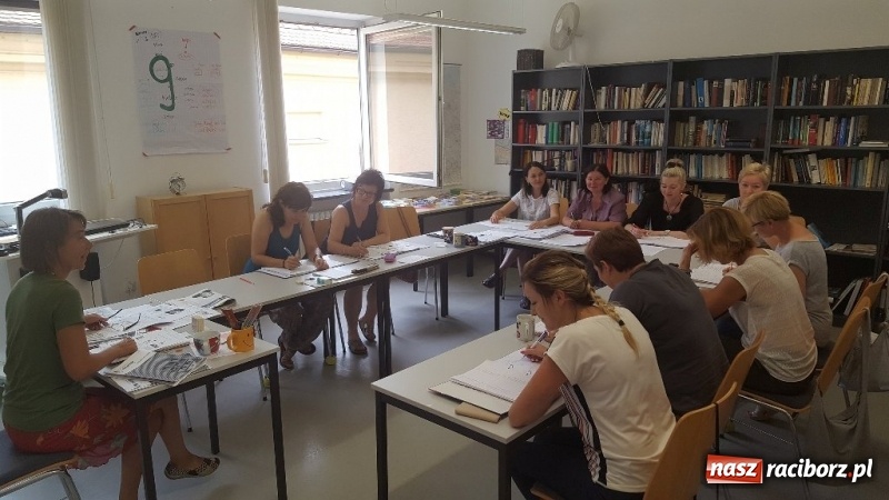 Zdjęcie w galerii na portalu naszraciborz.pl: Nauczycielka ze szkoły w Kobyli na szkoleniu w Ratyzbonie  wiadomości z regionu