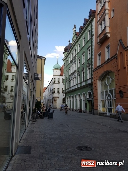 Zdjęcie w galerii na portalu naszraciborz.pl: Nauczycielka ze szkoły w Kobyli na szkoleniu w Ratyzbonie  wiadomości z regionu