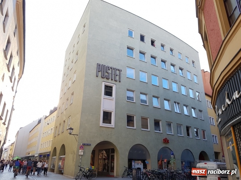 Zdjęcie w galerii na portalu naszraciborz.pl: Nauczycielka ze szkoły w Kobyli na szkoleniu w Ratyzbonie  wiadomości z regionu