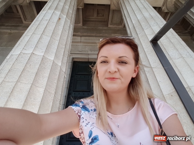 Zdjęcie w galerii na portalu naszraciborz.pl: Nauczycielka ze szkoły w Kobyli na szkoleniu w Ratyzbonie  wiadomości z regionu