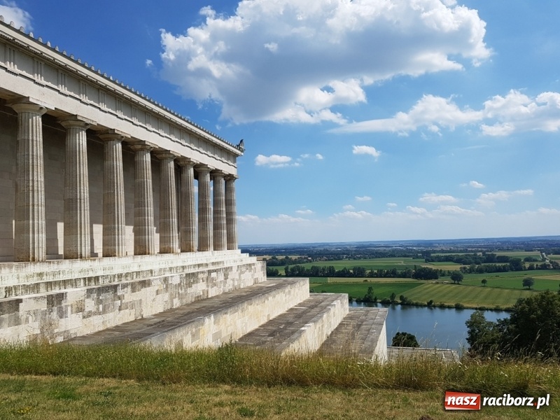 Zdjęcie w galerii na portalu naszraciborz.pl: Nauczycielka ze szkoły w Kobyli na szkoleniu w Ratyzbonie  wiadomości z regionu