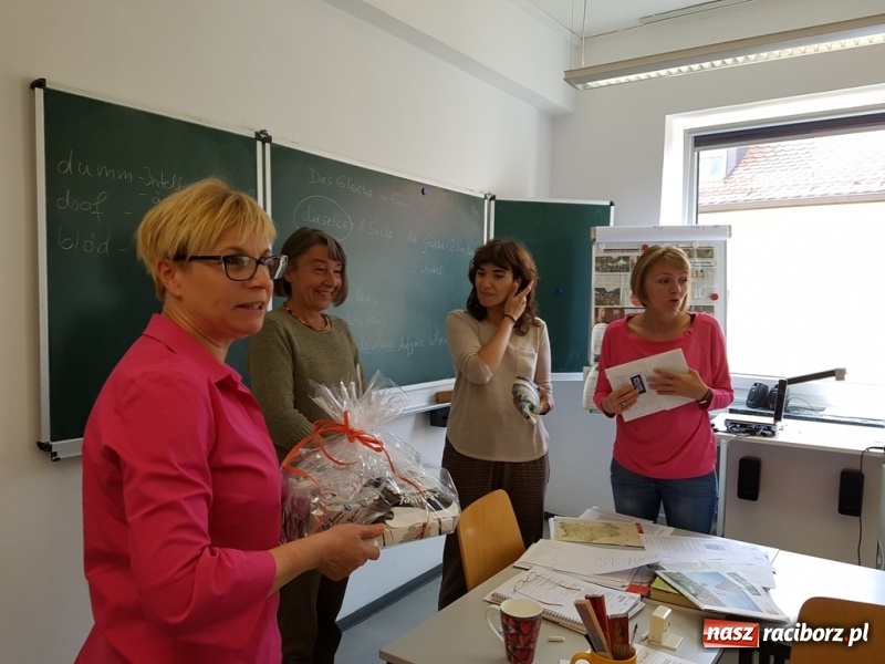 Zdjęcie w galerii na portalu naszraciborz.pl: Nauczycielka ze szkoły w Kobyli na szkoleniu w Ratyzbonie  wiadomości z regionu