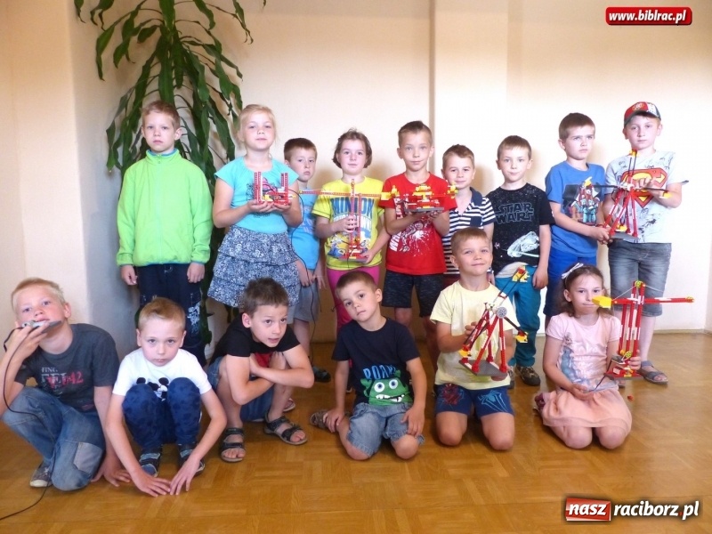 Zdjęcie w galerii na portalu naszraciborz.pl: Lato z biblioteką - w książnicy odbyły się kursy robotyki LEGO oraz modelowania przestrzennego i druku 3D wiadomości z regionu