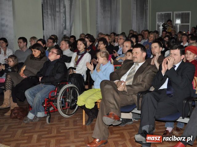 Zdjęcie w galerii na portalu naszraciborz.pl: Śpiewu uczyła ich Zapendowska wiadomości z regionu