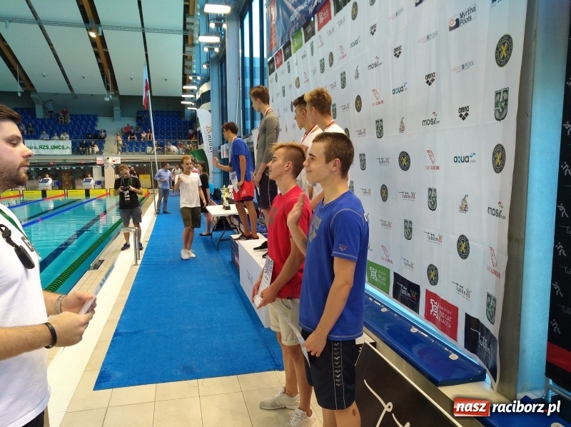 Zdjęcie w galerii na portalu naszraciborz.pl: Pływanie. Ozłocone Kasia Zarembik i sztafety zmienne  wiadomości z regionu