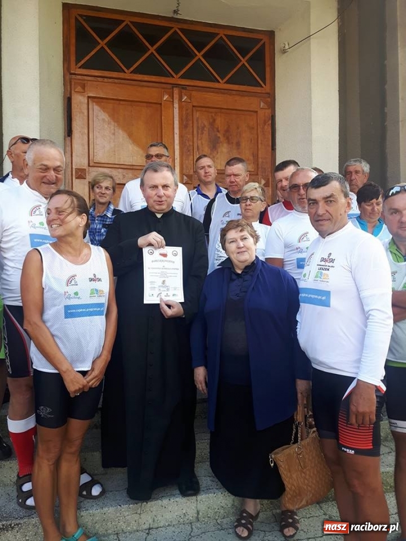 Zdjęcie w galerii na portalu naszraciborz.pl: Trwa XIX Raciborski Rajd Dookoła Polski wiadomości z regionu