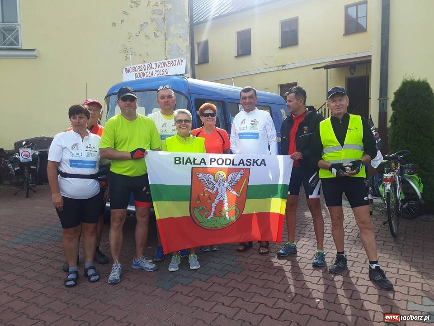 Zdjęcie w galerii na portalu naszraciborz.pl: Trwa XIX Raciborski Rajd Dookoła Polski wiadomości z regionu