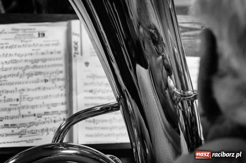 Zdjęcie w galerii na portalu naszraciborz.pl: W Krzanowicach można oglądać wystawę Obiektywnie Śląskie wiadomości z regionu