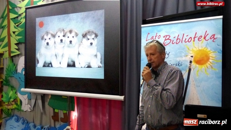 Zdjęcie w galerii na portalu naszraciborz.pl: Pamiętnik grzecznego psa w raciborskiej bibliotece wiadomości z regionu