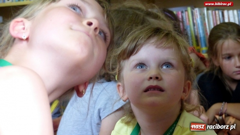 Zdjęcie w galerii na portalu naszraciborz.pl: Pamiętnik grzecznego psa w raciborskiej bibliotece wiadomości z regionu