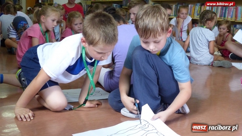 Zdjęcie w galerii na portalu naszraciborz.pl: Pamiętnik grzecznego psa w raciborskiej bibliotece wiadomości z regionu