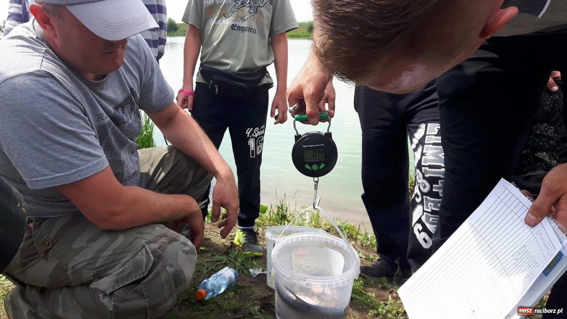 Zdjęcie w galerii na portalu naszraciborz.pl: W Kuźni Raciborskiej odbyły się zawody wędkarskie o puchar burmistrza miasta wiadomości z regionu