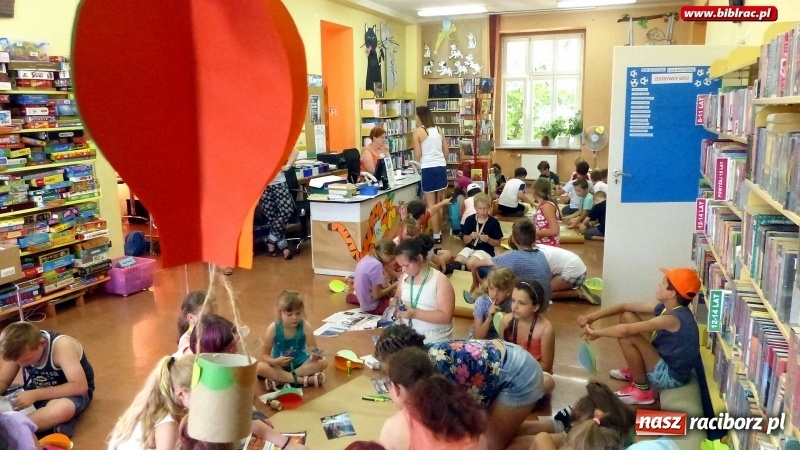 Zdjęcie w galerii na portalu naszraciborz.pl: Klub Włóczykijów w raciborskiej bibliotece  wiadomości z regionu