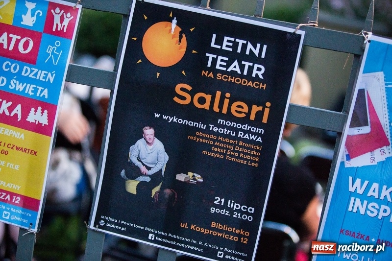 Zdjęcie w galerii na portalu naszraciborz.pl: Letni Teatr na Schodach w raciborskiej bibliotece wiadomości z regionu