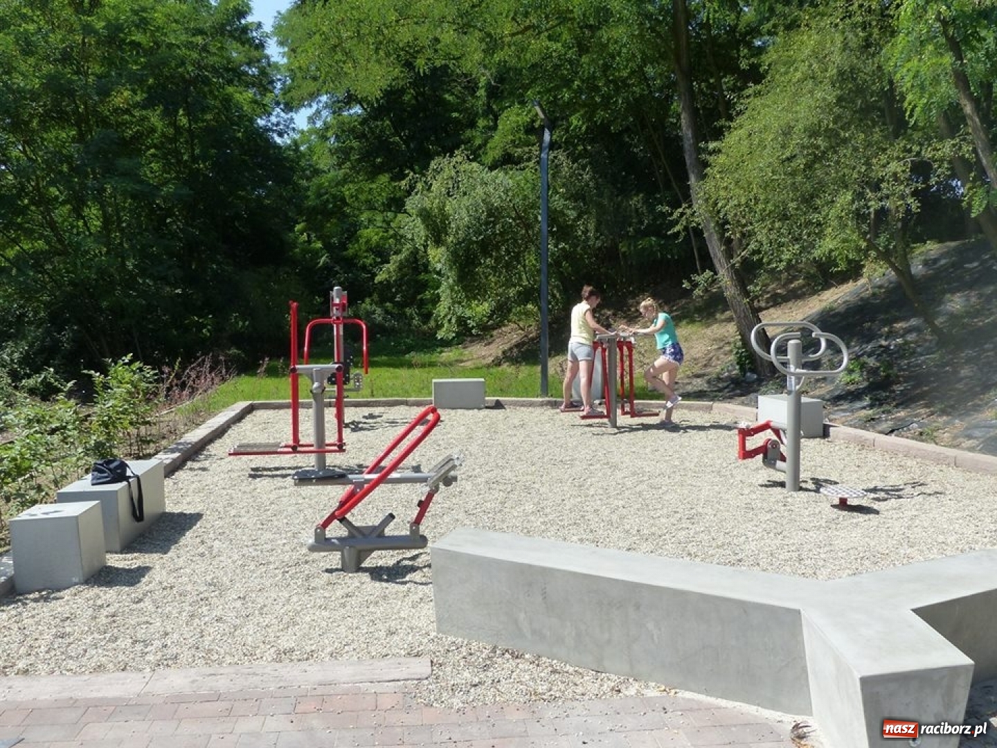 Zdjęcie w galerii na portalu naszraciborz.pl: Krzanowicki mały Bahnhof po modernizacji  wiadomości z regionu