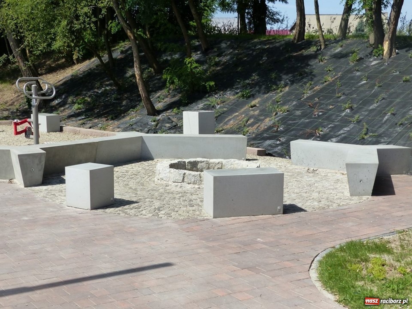 Zdjęcie w galerii na portalu naszraciborz.pl: Krzanowicki mały Bahnhof po modernizacji  wiadomości z regionu