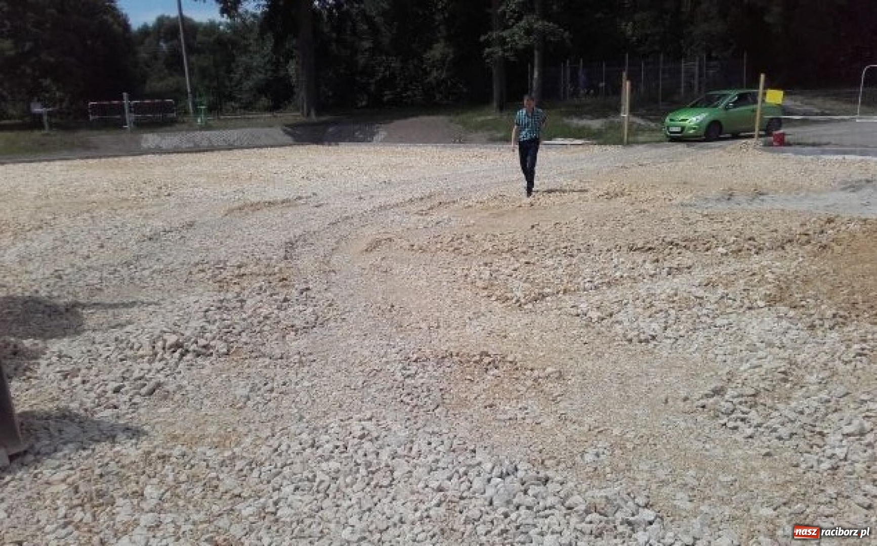 Zdjęcie w galerii na portalu naszraciborz.pl: Szkoła w Rudach będzie miała nowe boisko wielofunkcyjne  wiadomości z regionu