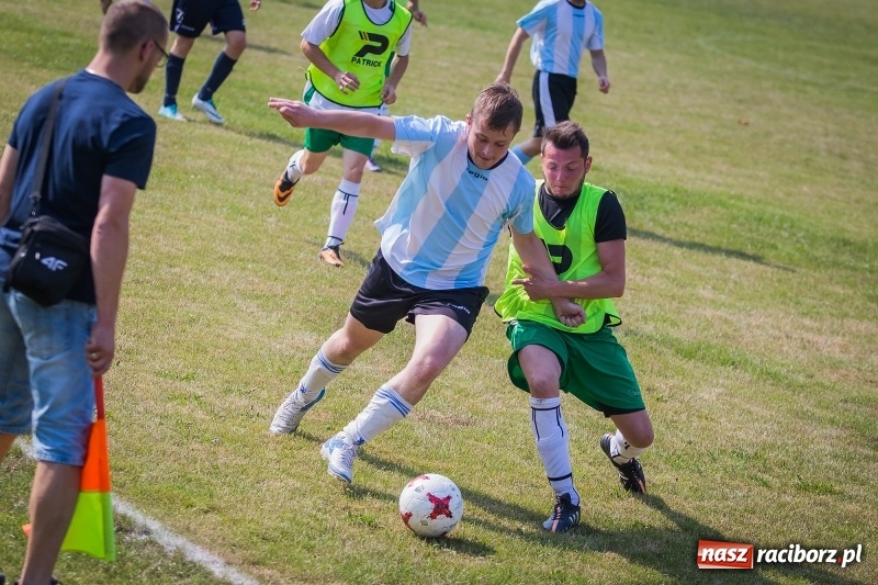 Zdjęcie w galerii na portalu naszraciborz.pl: Sparingowy remis przy Tuwima wiadomości z regionu