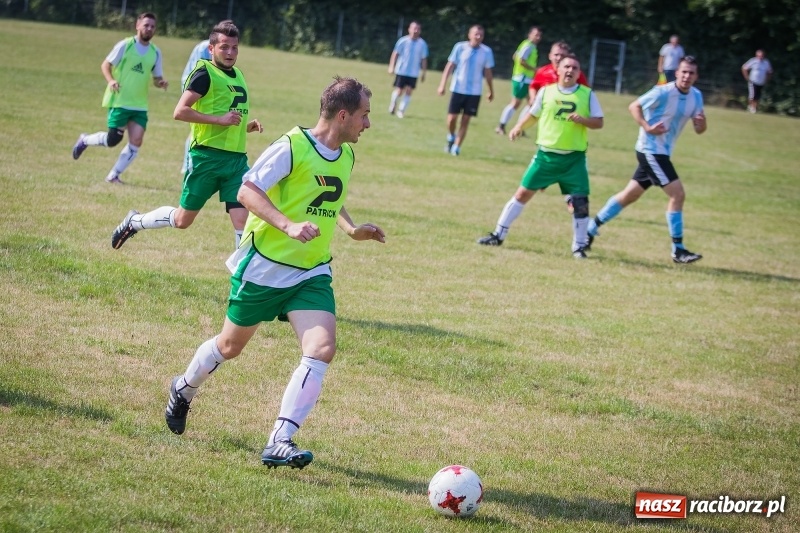 Zdjęcie w galerii na portalu naszraciborz.pl: Sparingowy remis przy Tuwima wiadomości z regionu