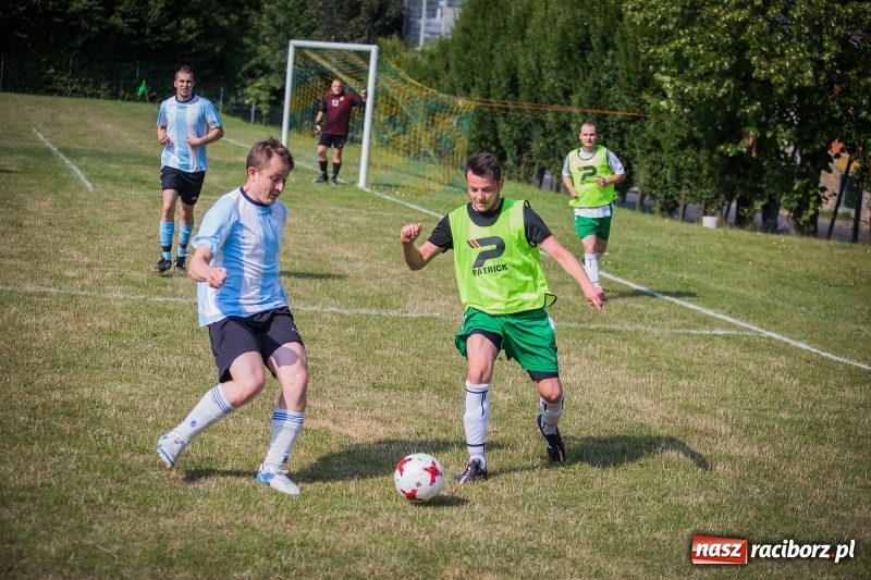 Zdjęcie w galerii na portalu naszraciborz.pl: Sparingowy remis przy Tuwima wiadomości z regionu