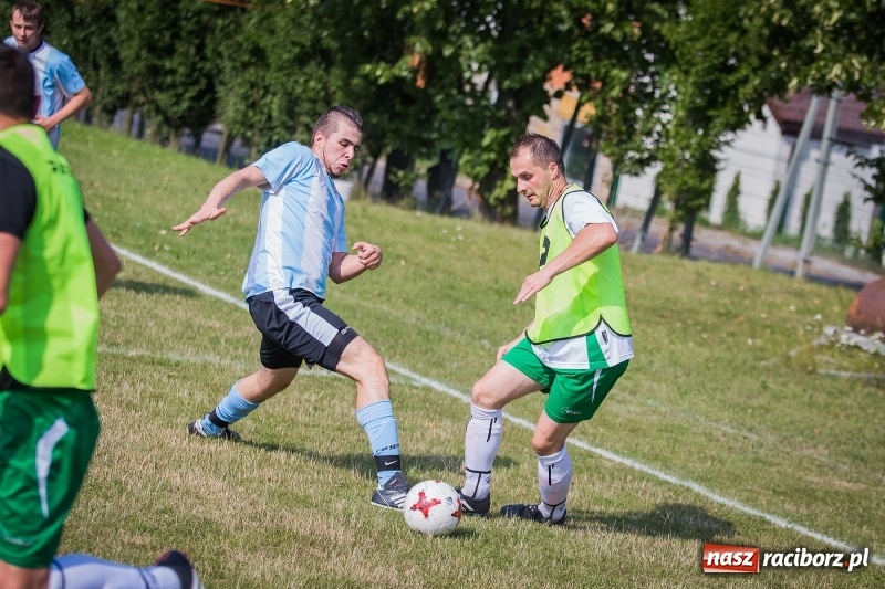 Zdjęcie w galerii na portalu naszraciborz.pl: Sparingowy remis przy Tuwima wiadomości z regionu