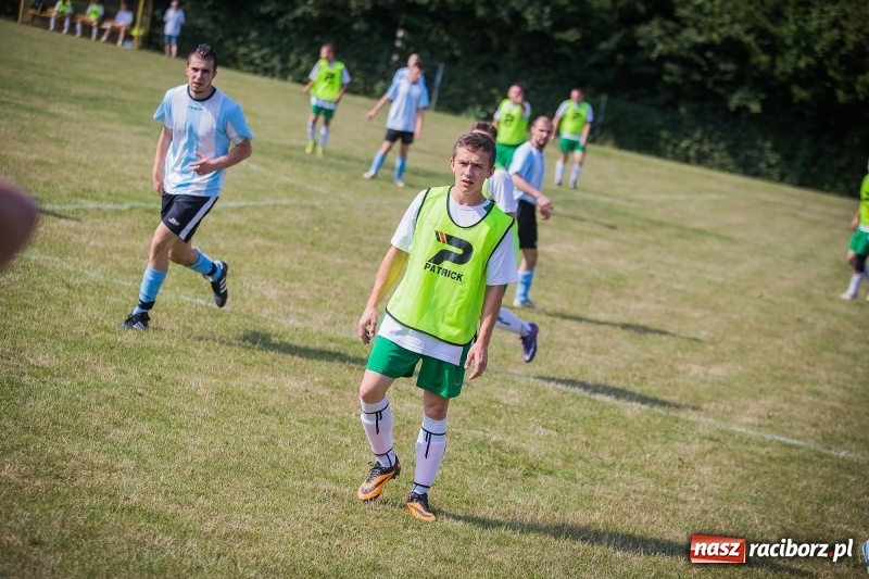 Zdjęcie w galerii na portalu naszraciborz.pl: Sparingowy remis przy Tuwima wiadomości z regionu