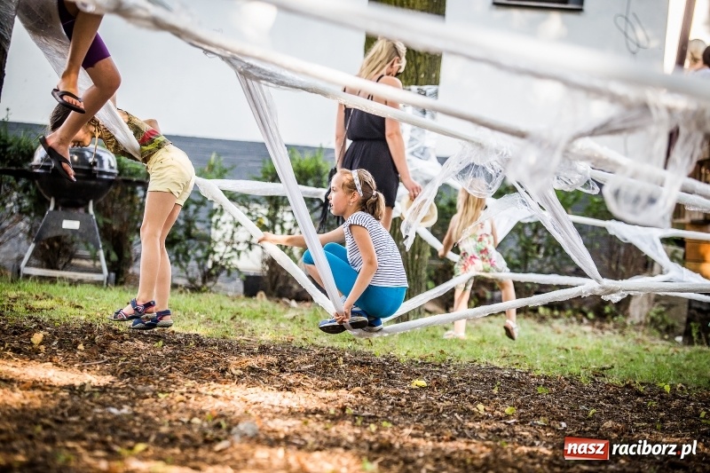 Zdjęcie w galerii na portalu naszraciborz.pl: Na Zamku Piastowskim trwa IV edycja Intro Festivalu wiadomości z regionu