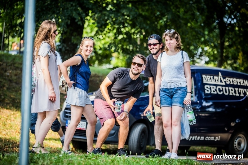 Zdjęcie w galerii na portalu naszraciborz.pl: Na Zamku Piastowskim trwa IV edycja Intro Festivalu wiadomości z regionu