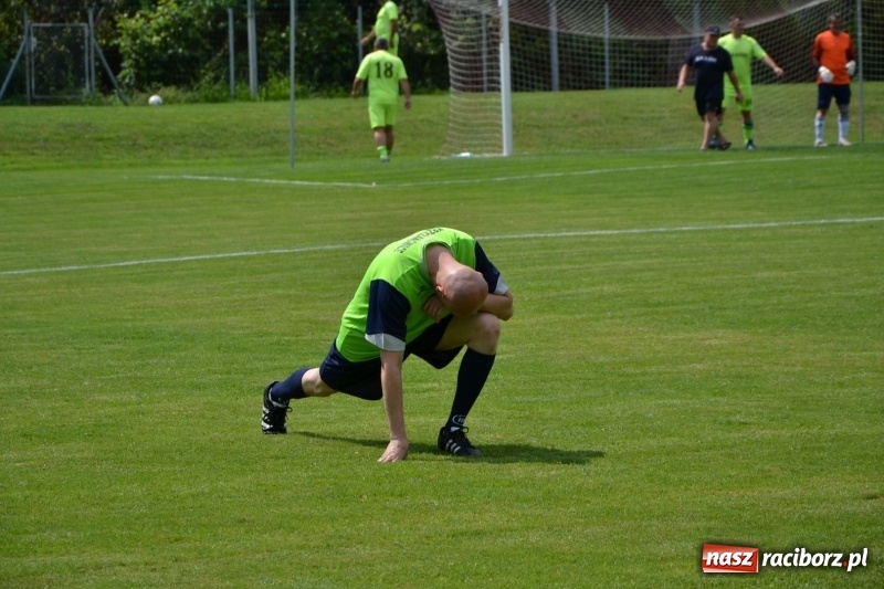 Zdjęcie w galerii na portalu naszraciborz.pl: Turniej w Chałupkach. Puchar Wójta dla oldbojów z Haci  wiadomości z regionu