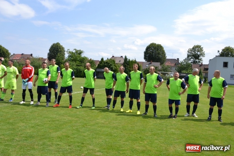 Zdjęcie w galerii na portalu naszraciborz.pl: Turniej w Chałupkach. Puchar Wójta dla oldbojów z Haci  wiadomości z regionu