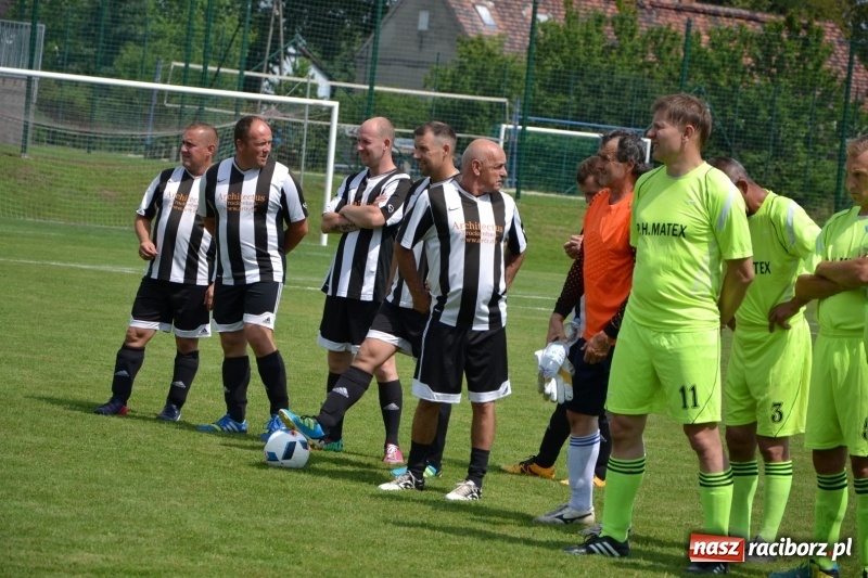 Zdjęcie w galerii na portalu naszraciborz.pl: Turniej w Chałupkach. Puchar Wójta dla oldbojów z Haci  wiadomości z regionu
