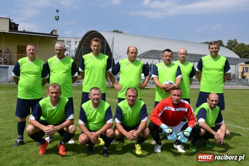 Zdjęcie w galerii na portalu naszraciborz.pl: Turniej w Chałupkach. Puchar Wójta dla oldbojów z Haci  wiadomości z regionu
