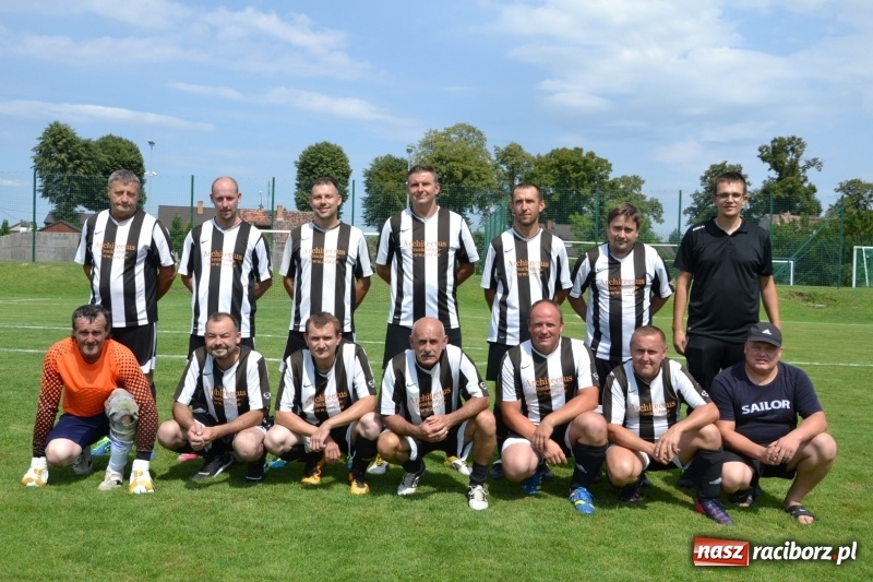 Zdjęcie w galerii na portalu naszraciborz.pl: Turniej w Chałupkach. Puchar Wójta dla oldbojów z Haci  wiadomości z regionu