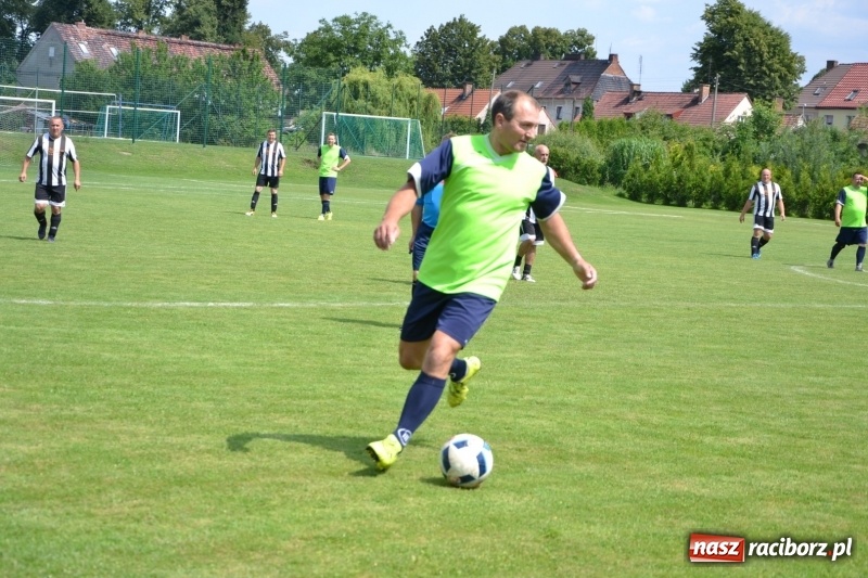 Zdjęcie w galerii na portalu naszraciborz.pl: Turniej w Chałupkach. Puchar Wójta dla oldbojów z Haci  wiadomości z regionu