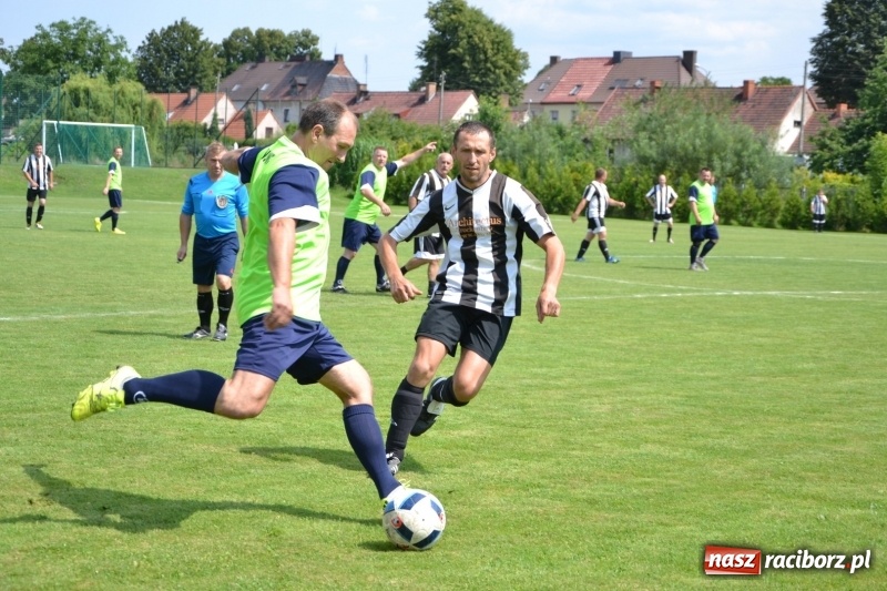 Zdjęcie w galerii na portalu naszraciborz.pl: Turniej w Chałupkach. Puchar Wójta dla oldbojów z Haci  wiadomości z regionu