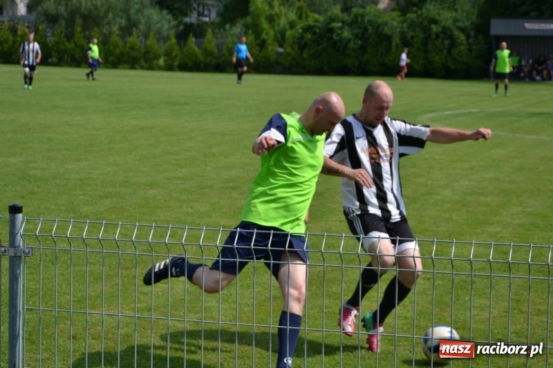 Zdjęcie w galerii na portalu naszraciborz.pl: Turniej w Chałupkach. Puchar Wójta dla oldbojów z Haci  wiadomości z regionu