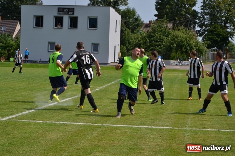 Zdjęcie w galerii na portalu naszraciborz.pl: Turniej w Chałupkach. Puchar Wójta dla oldbojów z Haci  wiadomości z regionu