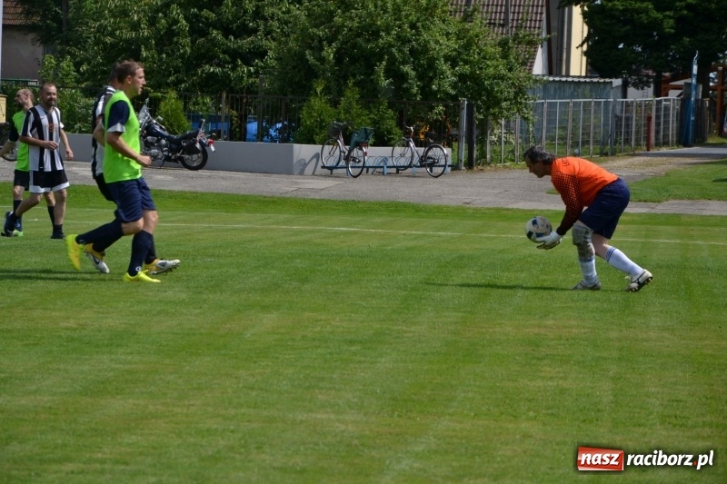 Zdjęcie w galerii na portalu naszraciborz.pl: Turniej w Chałupkach. Puchar Wójta dla oldbojów z Haci  wiadomości z regionu